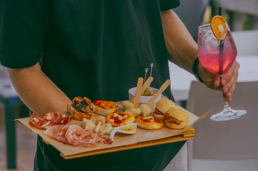 Servizio e preparazione Mare Chiaro Pub
